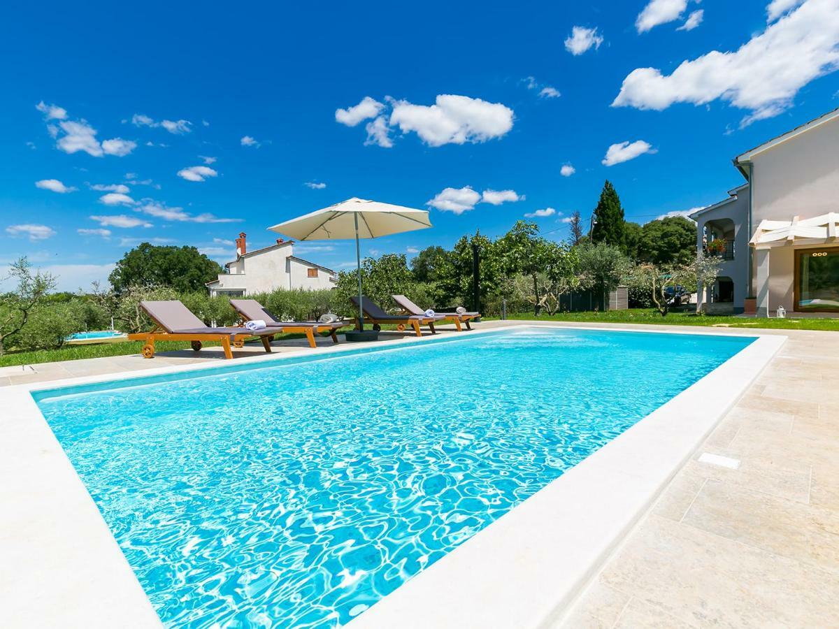 Pool Premium Apartment Vrsar Extérieur photo