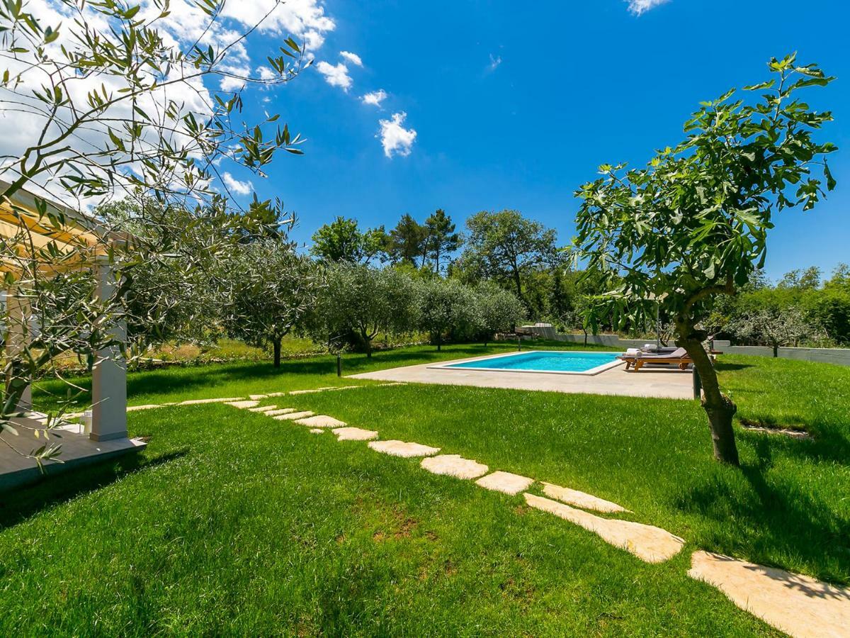 Pool Premium Apartment Vrsar Extérieur photo